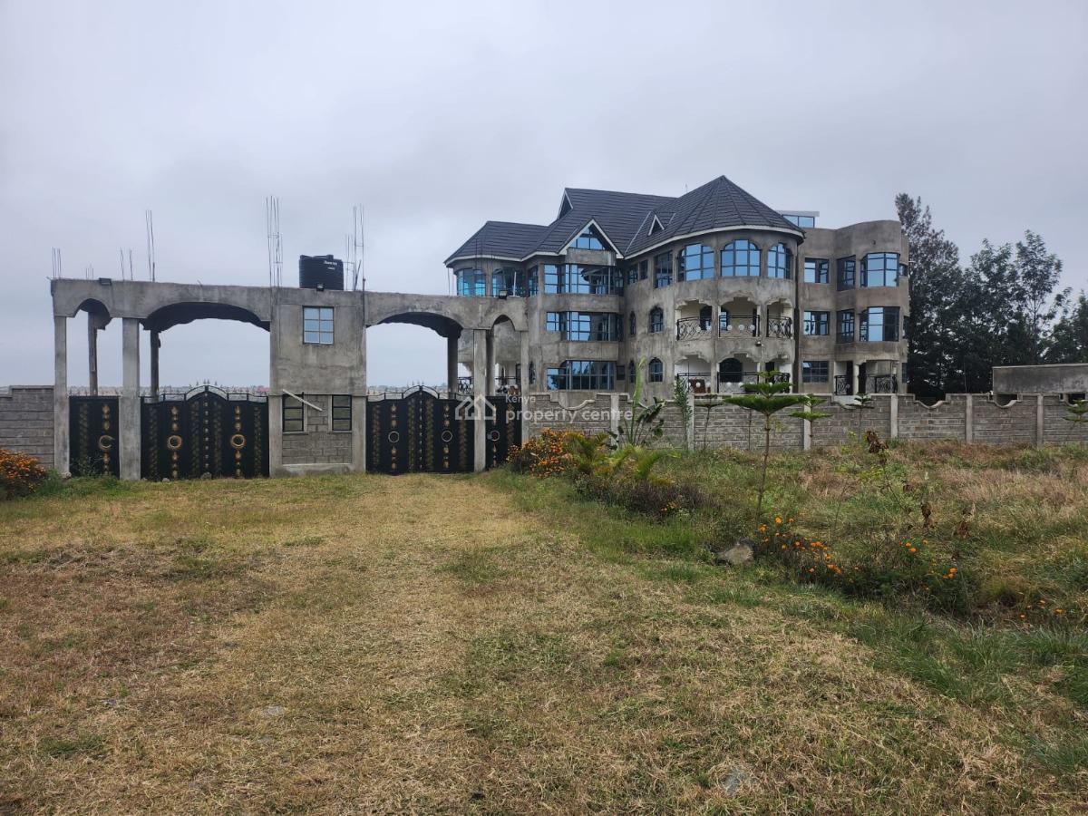Prime Property: 8 Acres with a 10 Bedrooms Mansion+ Swimming Pool, Kiserian-isinya Road, Ongata Rongai, Kajiado, House for Sale