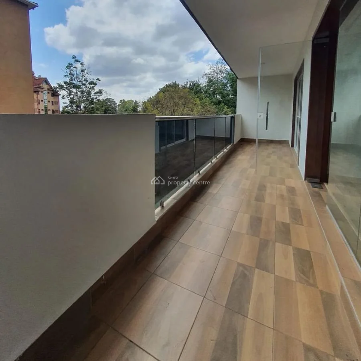 Stunning 2 Bedroom Apartment with a Swimming Pool, Kileleshwa, Nairobi, Apartment for Rent