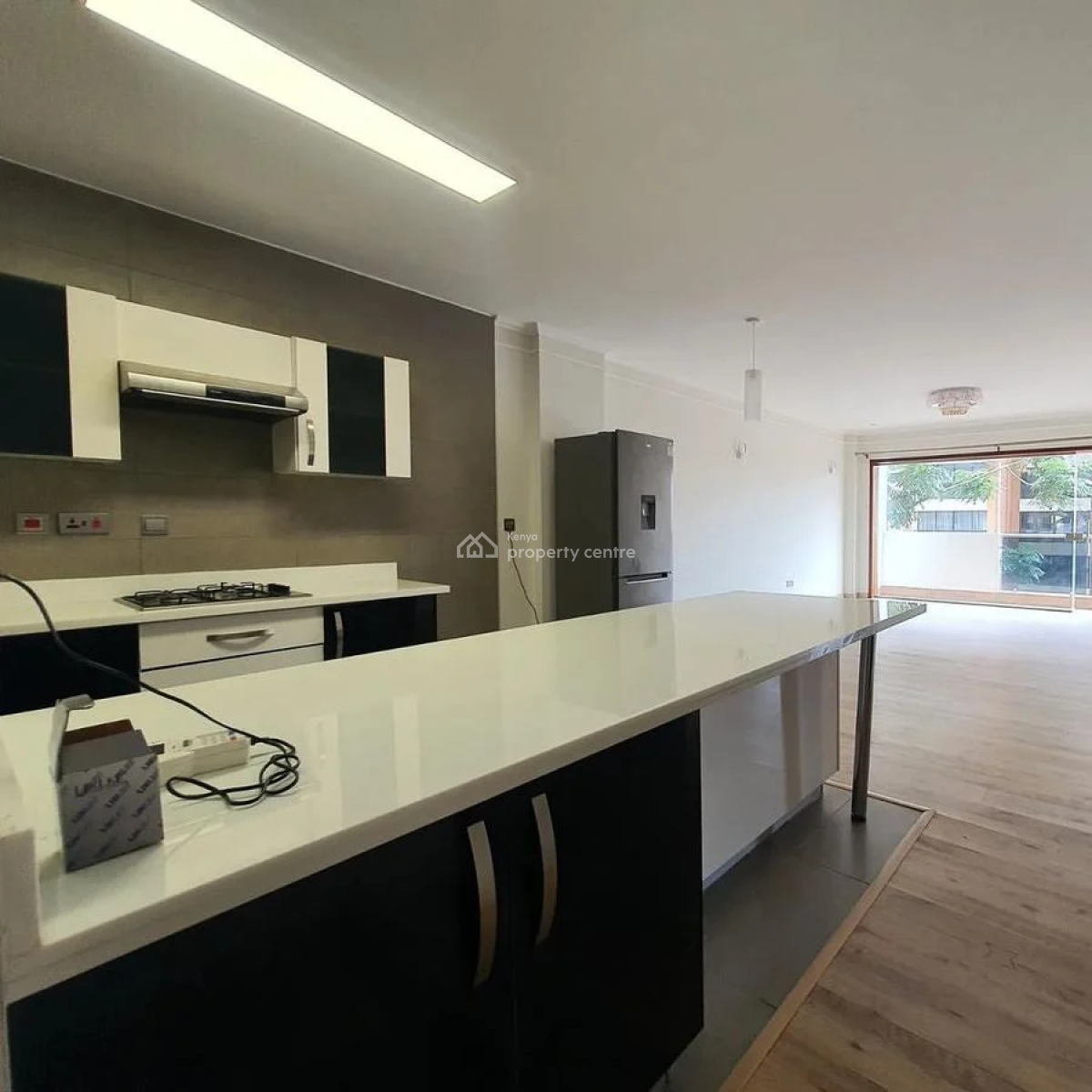 Stunning 2 Bedroom Apartment with a Swimming Pool, Kileleshwa, Nairobi, Apartment for Rent