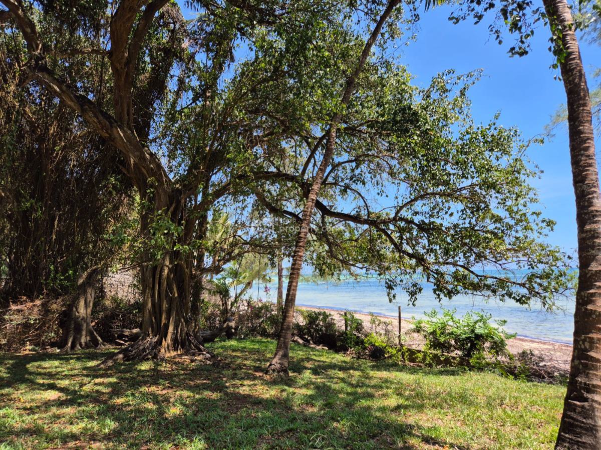 2 Acres Beach Front Property in New Nyali  Kshs. 150m, Nyali, Nyali, Mombasa, Mixed-use Land for Sale