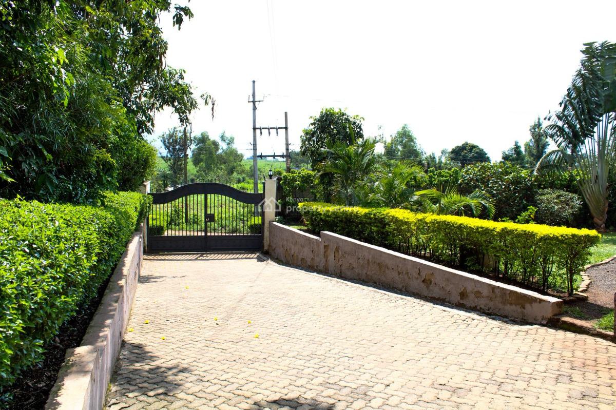 Gorgeous 3 Bedrooms Bungalow with an Attic & Well Manicured Garden, Mambo Leo, West Kisumu, Kisumu, House for Sale