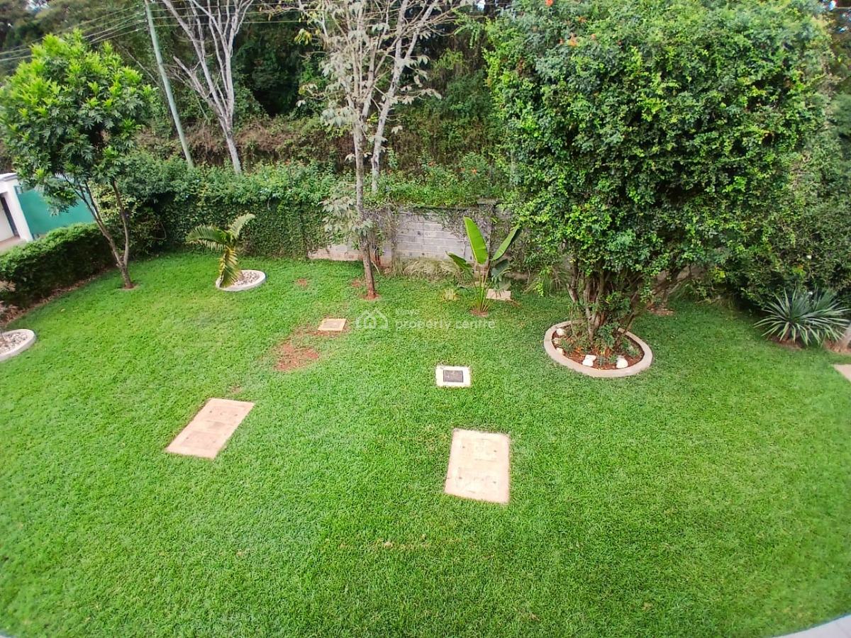 Luxurious 4-bedroom All Ensute Villa, Karen, Nairobi, House for Rent