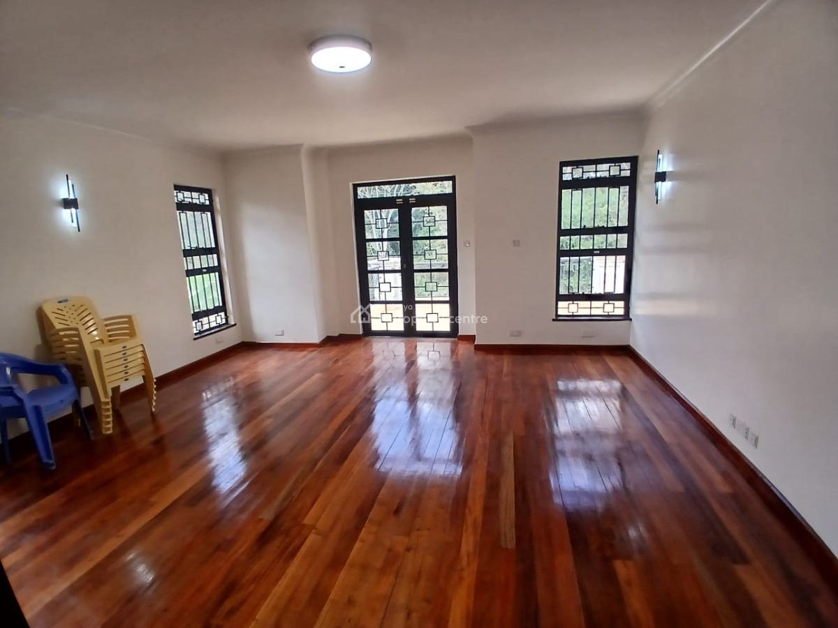 Luxurious 4-bedroom All Ensute Villa, Karen, Nairobi, House for Rent