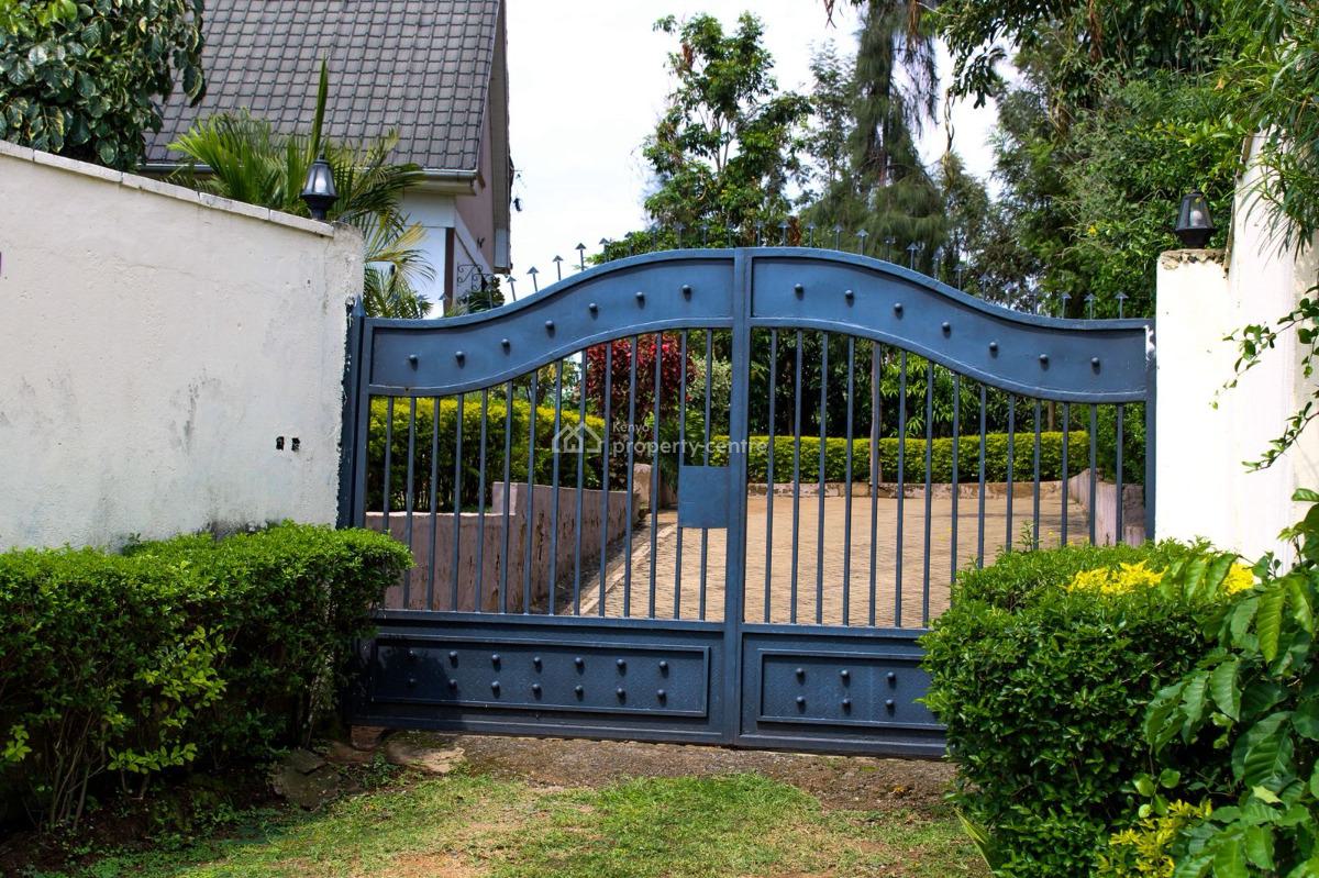 a Gorgeous 3 Bedroom House Sitting on 0.15ha, Mamboleo, Central Kisumu, Kisumu, Detached Bungalow for Sale