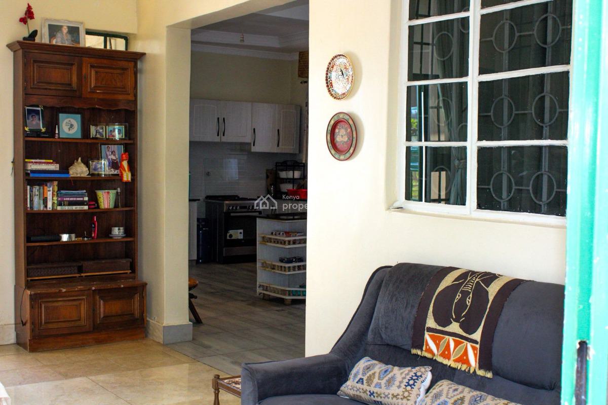 a Gorgeous 3 Bedroom House Sitting on 0.15ha, Mamboleo, Central Kisumu, Kisumu, Detached Bungalow for Sale