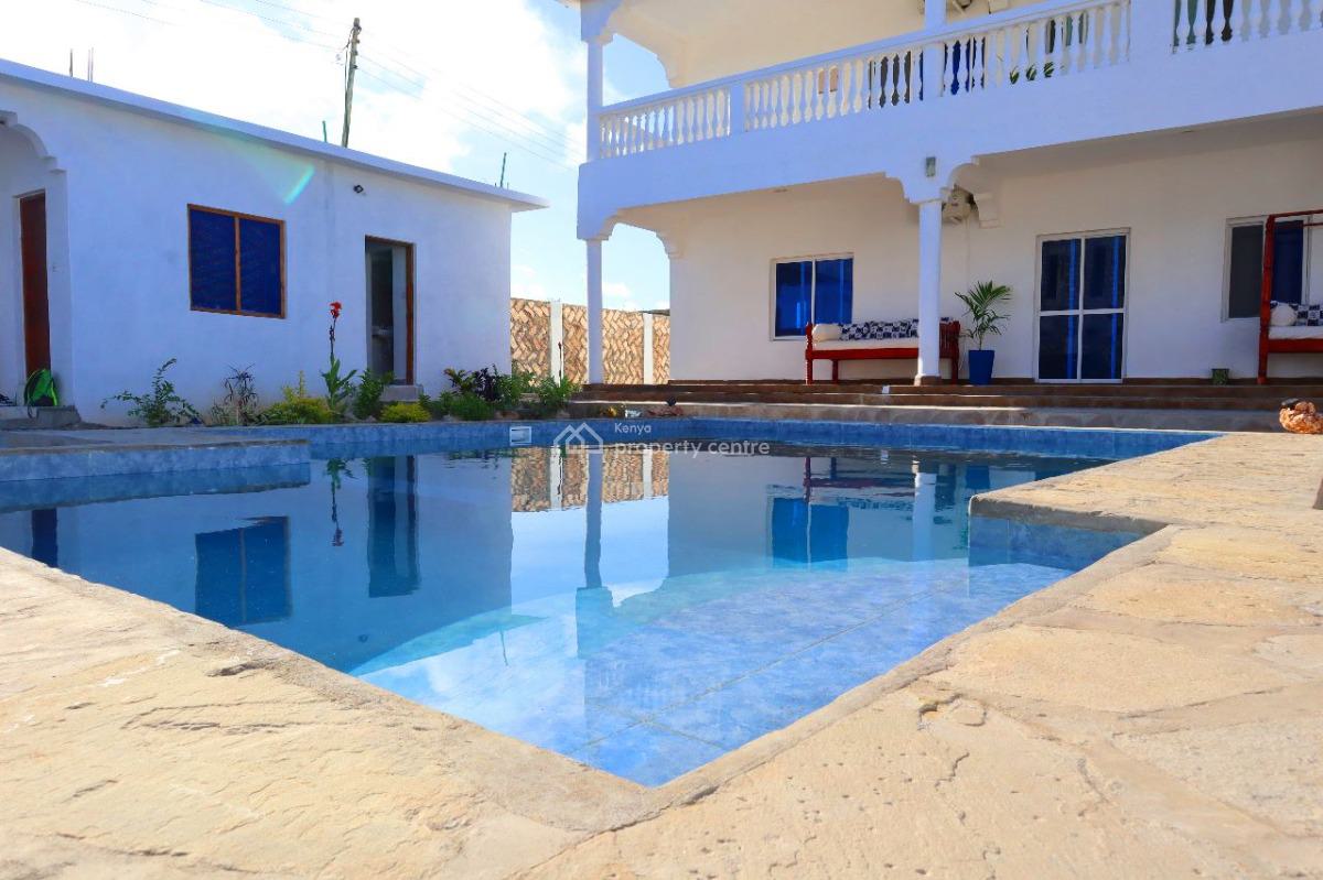 6 Bedrooms House with a Swimming Pool in Watamu. Asking Price, Watamu Kilifi, Watamu, Kilifi, Townhouse for Sale