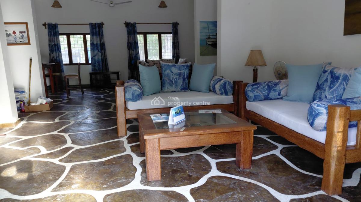Garoda Watamu 1 Acre Plot with Big House of 5 Bedroom and Big Swimming, Garoda, Watamu, Kilifi, Townhouse for Sale
