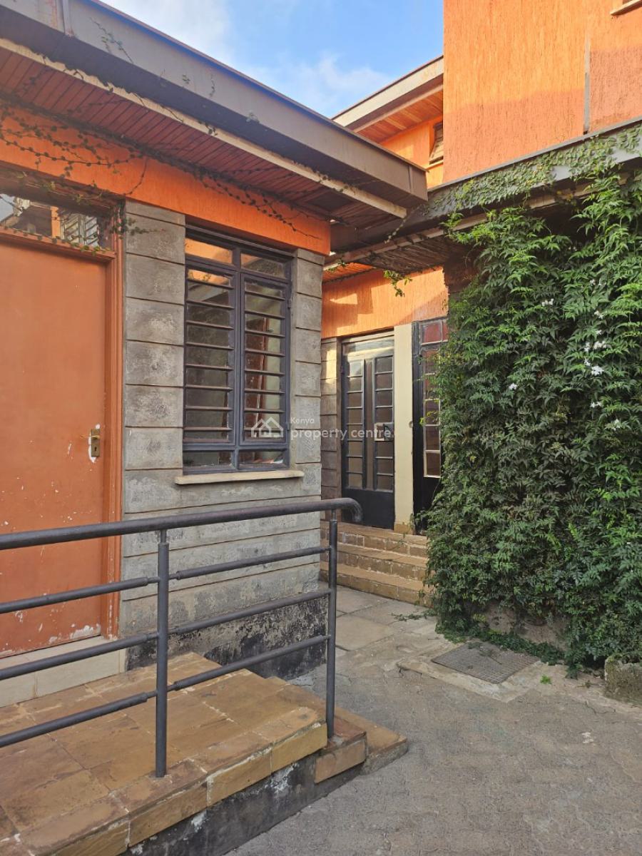 4bedroom All Ensuite Townhouse with Dsq 200m From Tarmac, 200m From Tarmac in Sigona Kikuyu., Kikuyu, Kiambu, House for Sale