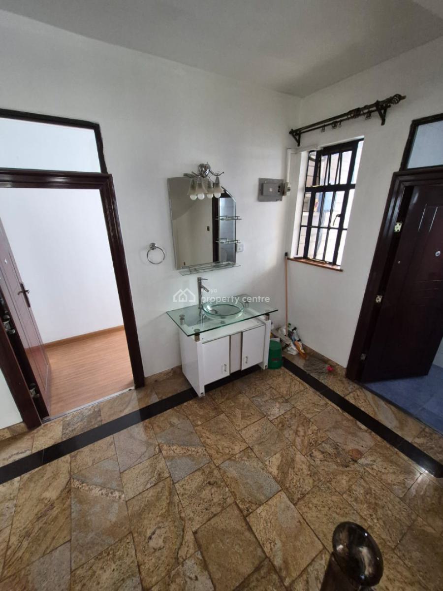 Elegant 5-bedroom Plus Dsq Townhouse in Lavington, Lavington, Lavington, Nairobi, House for Rent