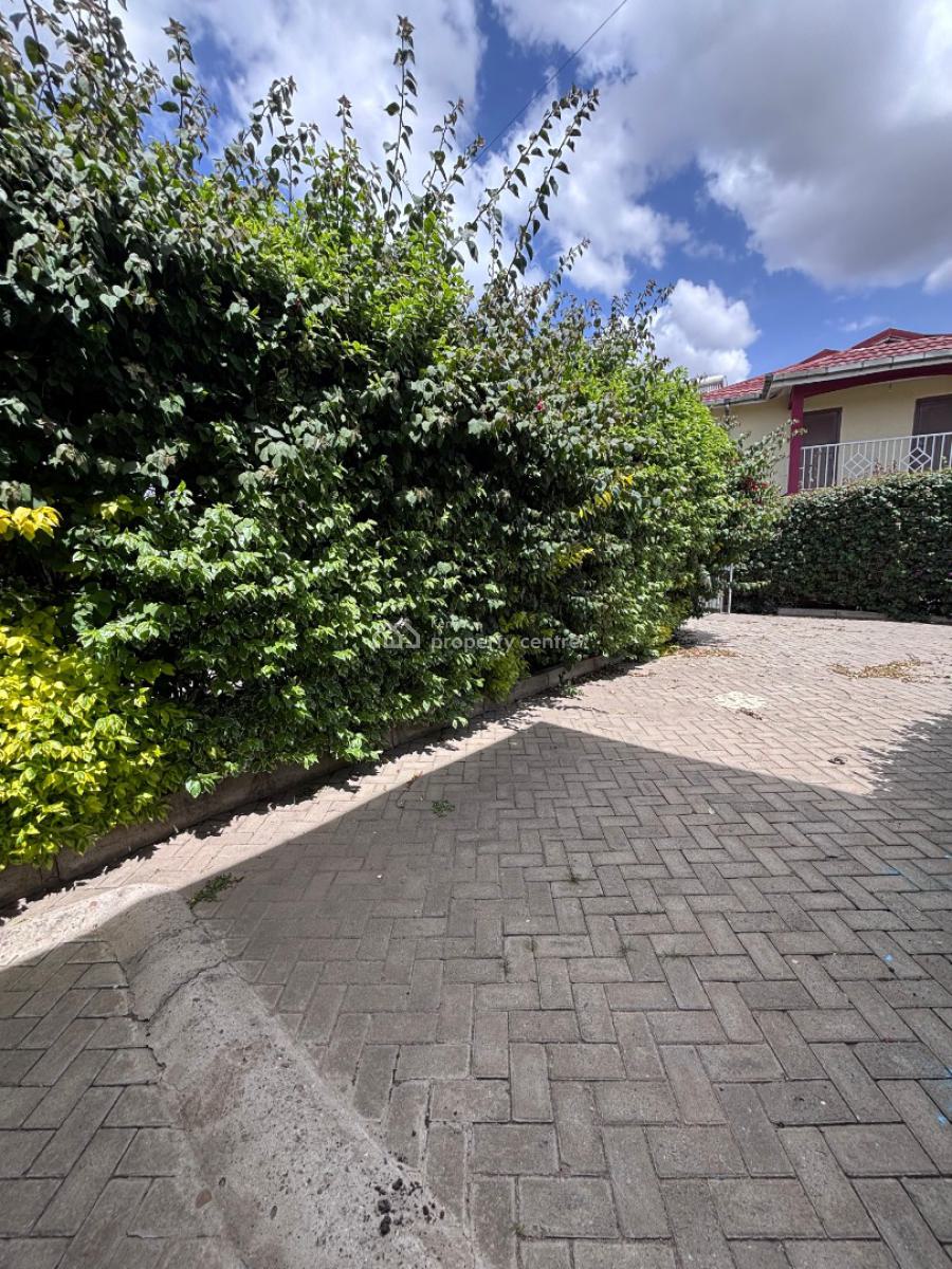 Spacious 4-bedroom Maisonette + Sq, Yukos, Kitengela, Kajiado, Townhouse for Rent