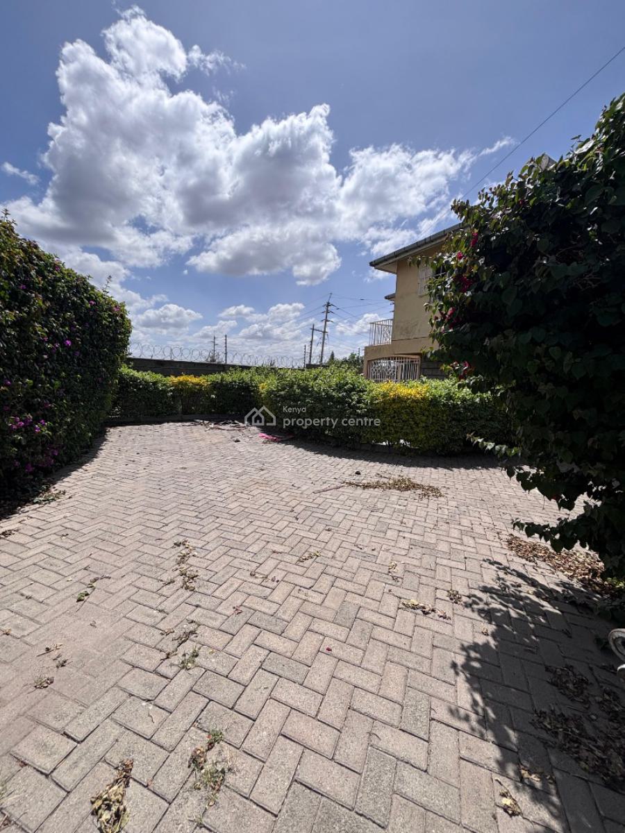 Spacious 4-bedroom Maisonette + Sq, Yukos, Kitengela, Kajiado, Townhouse for Rent