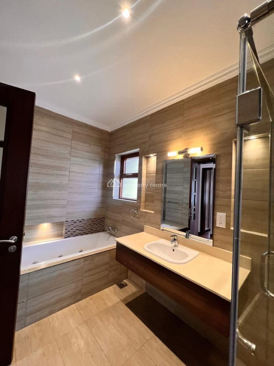 Executive 5 Bedroom Plus Dsq Townhouse, Lavington, Nairobi, House for Sale