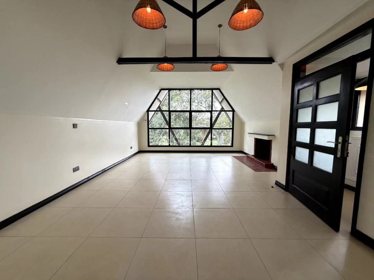 Exceptional 5bedroom Home All Ensuite with Pool and Dsq on 0.75acres, Off Langata Rd Karen., Karen, Nairobi, House for Sale