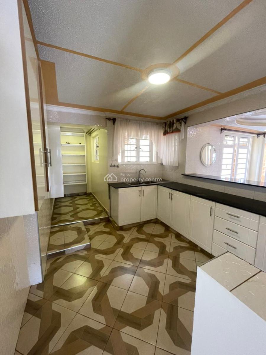 5 Bedroom House with Sq All Ensuite with Family Room, Home Office and, Ruiru, Ruiru, Kiambu, Townhouse for Sale