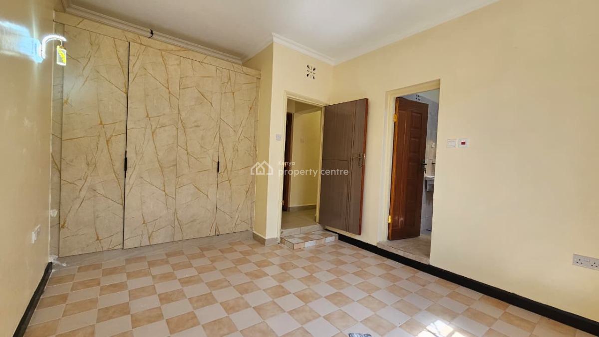 Newly Renovated 4-bedroom House with Dsq in Gated Community, Kerarapon, Karen, Nairobi, House for Rent