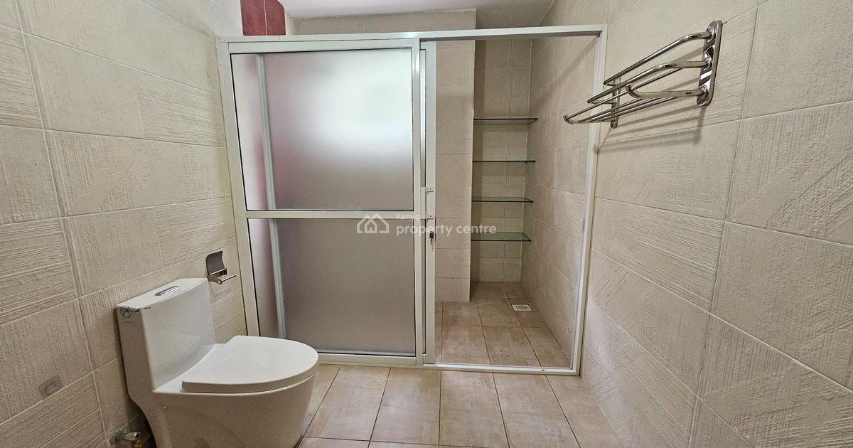 Luxury 4 Bedrooms in Gated Community, Kuwinda Road, Karen, Nairobi, Townhouse for Rent