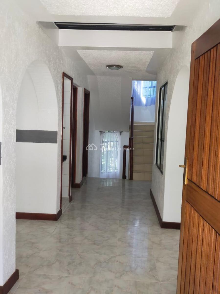 Spacious Private Compound Ideal for Family Living 10 Bedrooms Home, Oloitotok Road, Kileleshwa, Nairobi, Townhouse for Rent