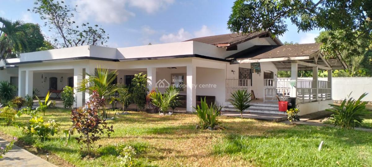 Elegant 4-bedroom Villa, Kibokoni, Malindi Town, Kilifi, House for Rent