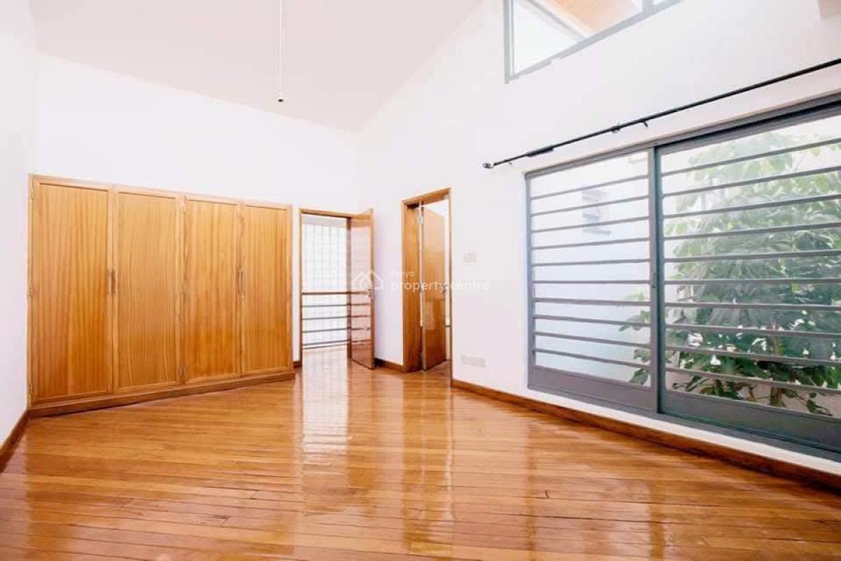Contemporary 4 Bedrooms All-en-suite Townhouse, Lavington, Nairobi, House for Rent