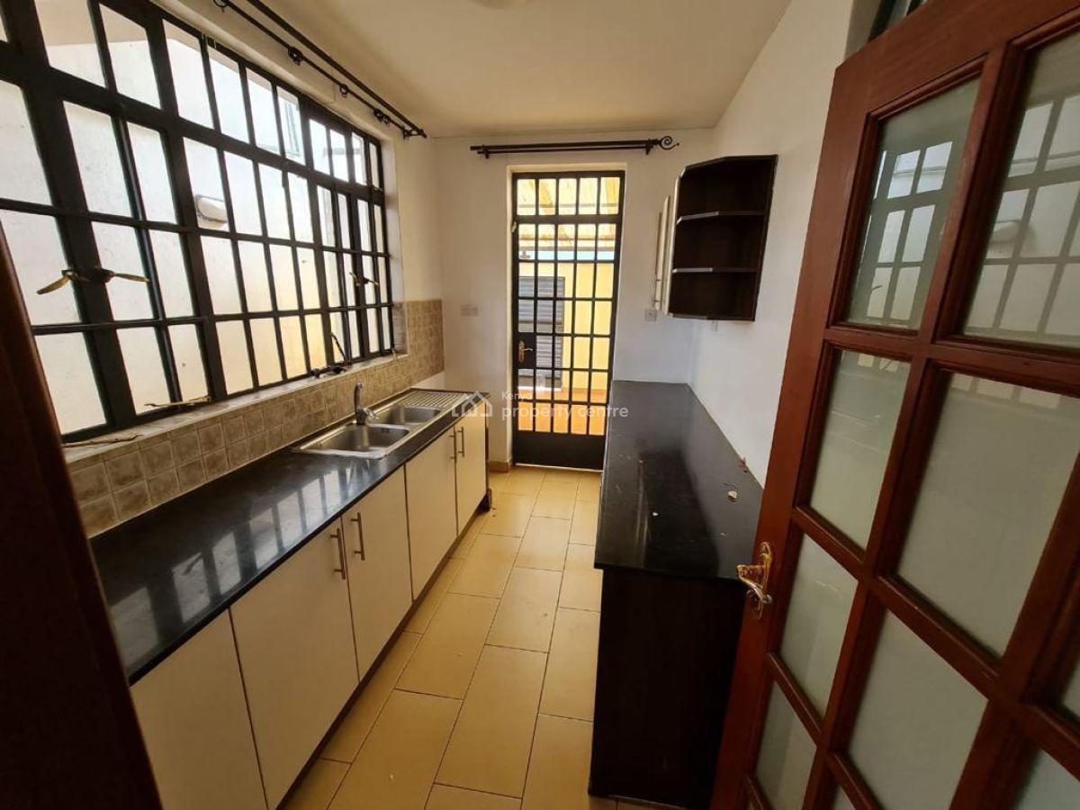 Elegant 4 Bedrooms Townhouse + Dsq, Lavington, Nairobi, House for Rent