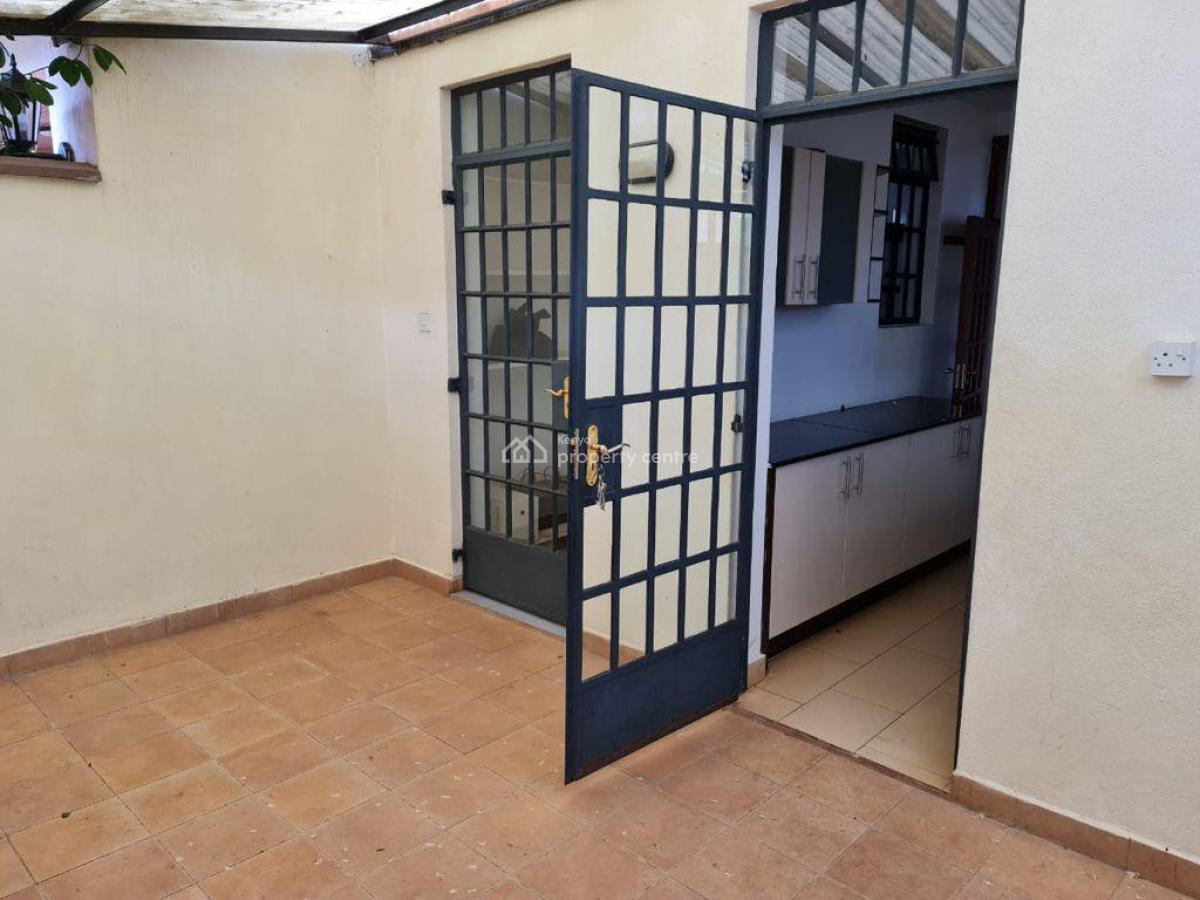 Elegant 4 Bedrooms Townhouse + Dsq, Lavington, Nairobi, House for Rent