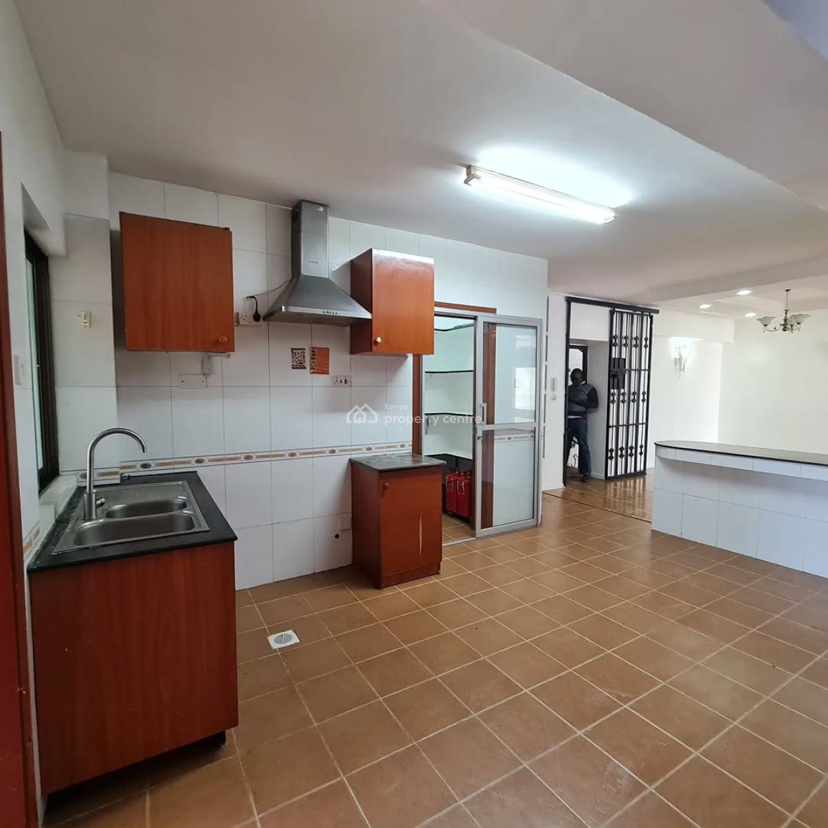 Spacious 4 Bedrooms Apartment + Dsq, Lavington, Nairobi, Apartment for Rent