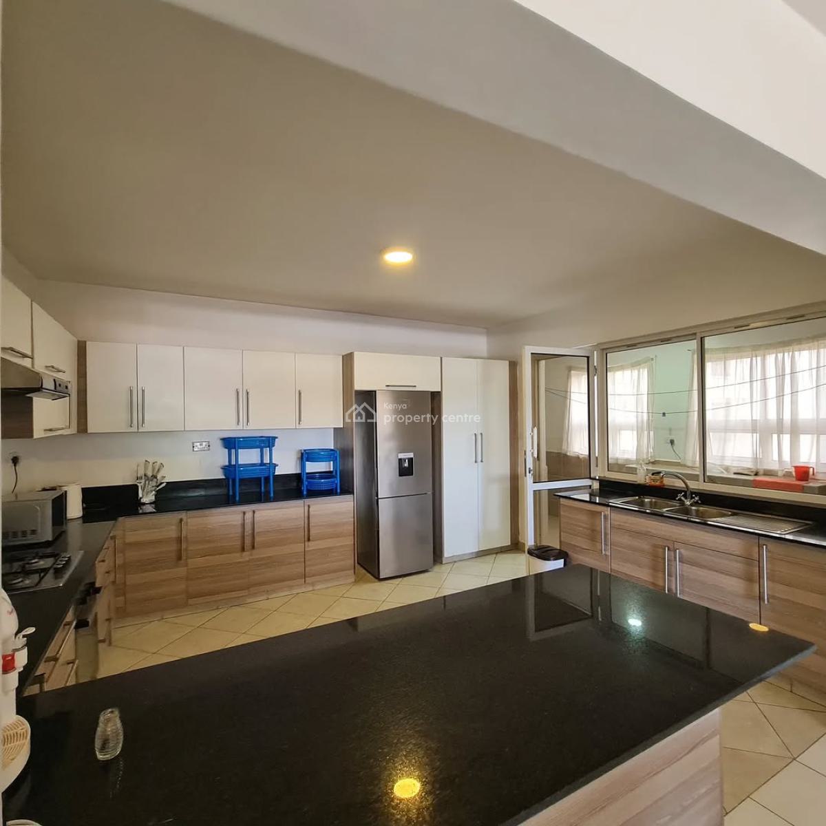 Furnished 2 Bedrooms All Ensuite Apartment + Dsq, Westlands, Nairobi, Apartment for Rent