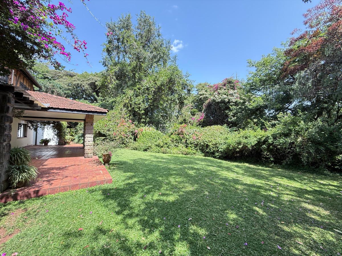 Rustic 5 Bedrooms House on 0.9 Acres, Old Muthaiga, Muthaiga, Nairobi, House for Sale