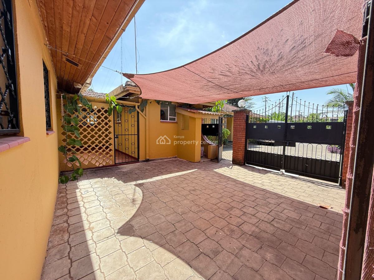 Charming 3 Bedrooms Cottage + 2 Dsqs, Lavington, Nairobi, House for Rent