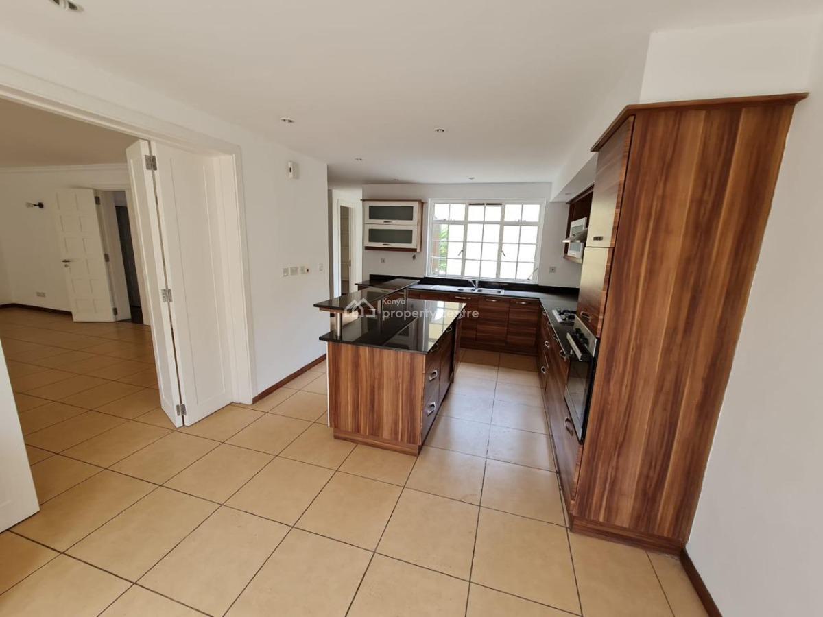 Elegant 5 Bedrooms All-en-suite Townhouse, Spring Valley, Nairobi, House for Rent