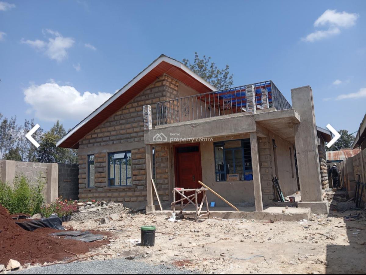 Amazing 3bedroom Home All Ensuite with Dsq and Pergola on an Eighth, 300m From Tarmac Rd, Ongata Rongai, Kajiado, House for Sale