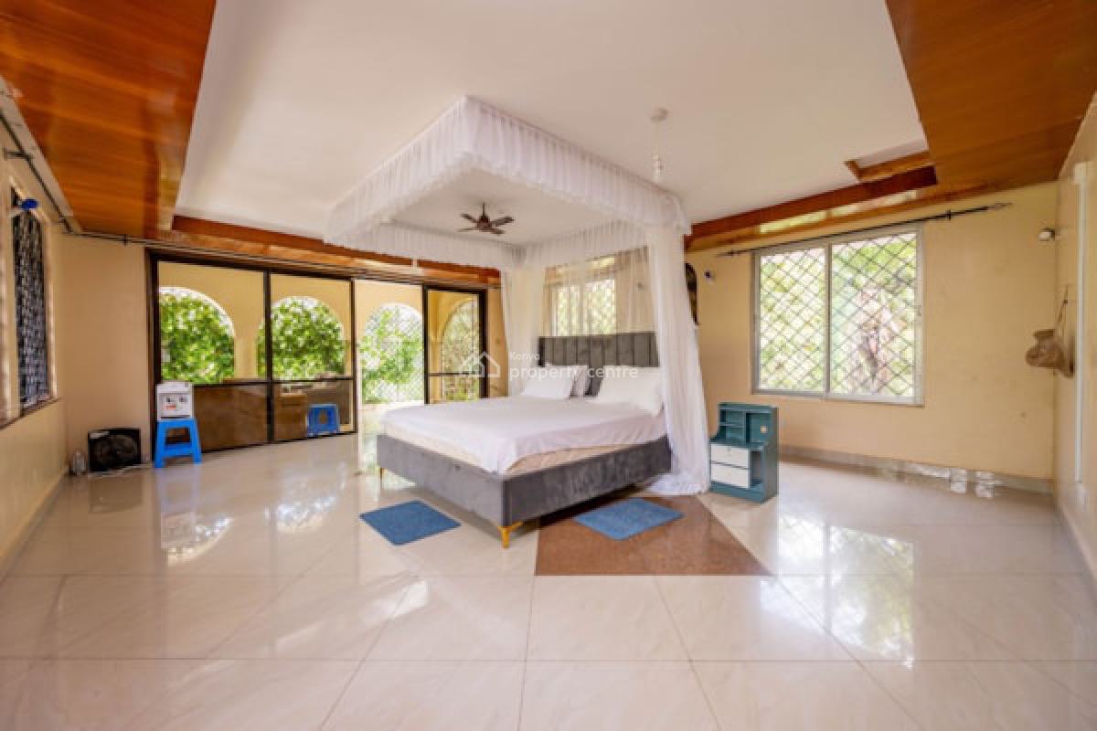 5 Bedrooms Maisonette on a 0.20 Ha. Plot in Nyali. Asking Pri, Nyali Mombasa, Nyali, Mombasa, House for Sale