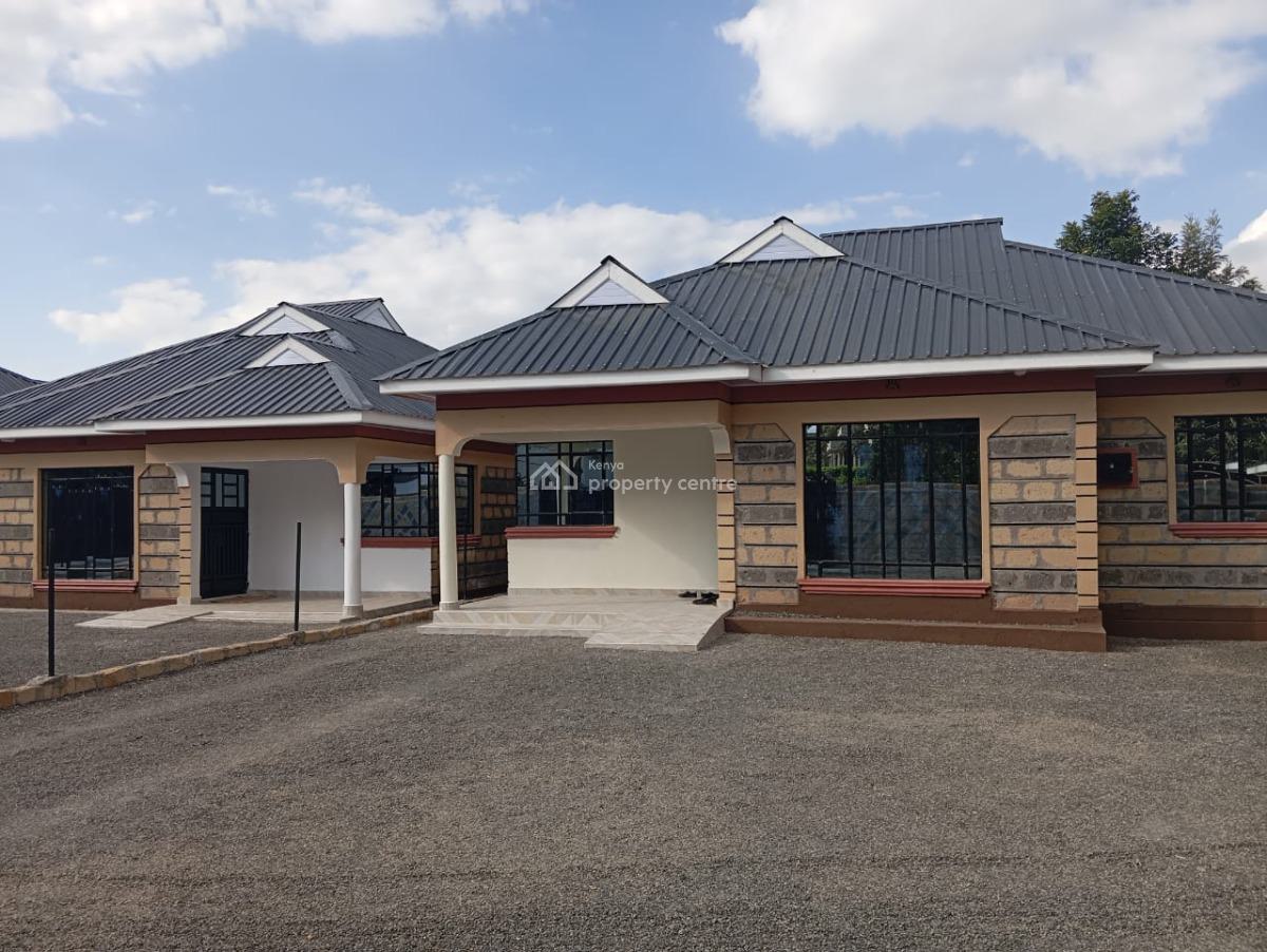 Amazing 4bedroom Home Master Ensuite on Eighth, 300 Meters From The Tarmac Road, Ongata Rongai, Kajiado, House for Sale