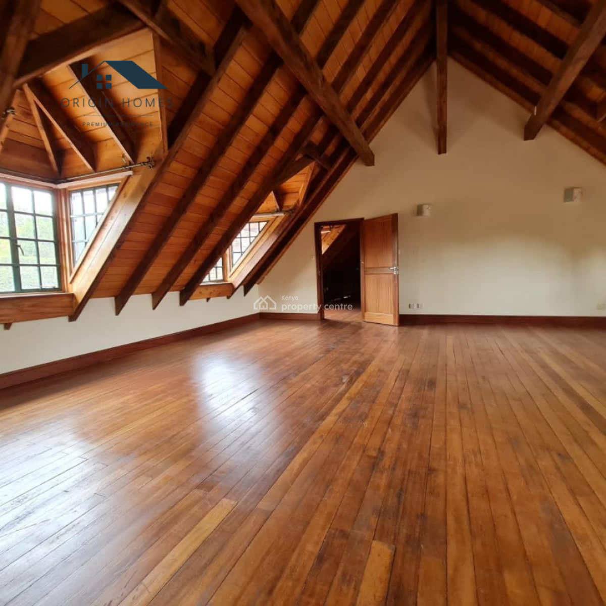 Magnificent 5-bedroom Villa with Private Dam Access -- Ridgeways, Chania, Kiambu, Townhouse for Rent