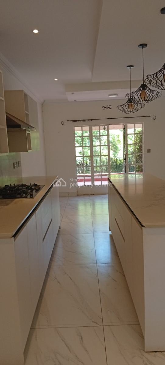 Four (4) Bedroom Two (2) Ensuite Own Compound, Lavington, Lavington, Nairobi, Terraced Duplex for Rent