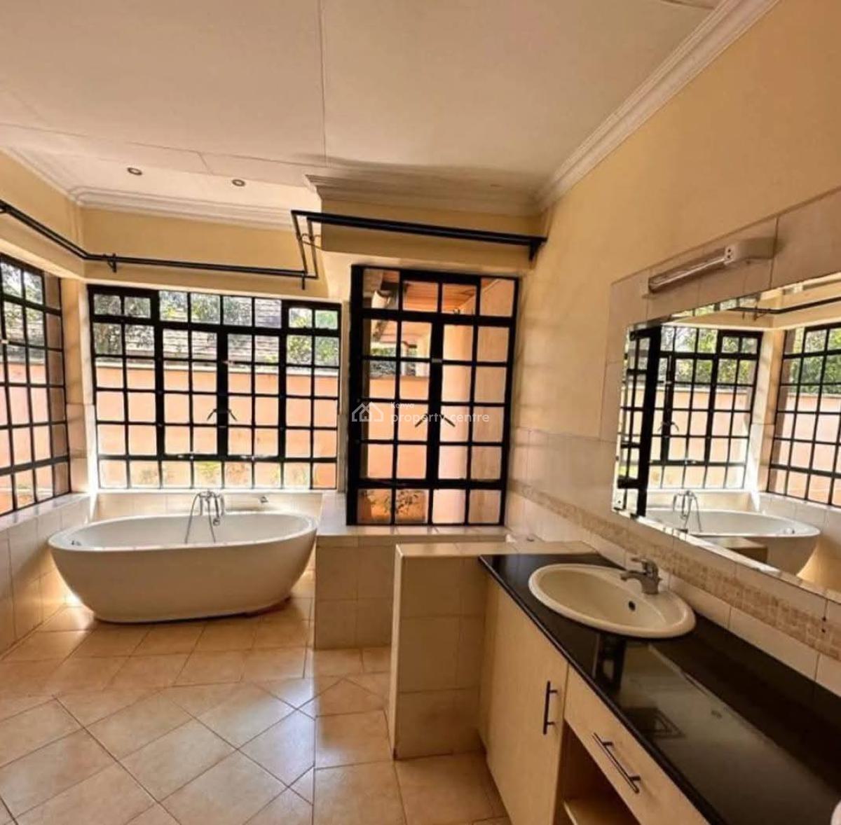 Elegant 4bedroom Home All Ensuite with Dsq and on Half Acre, Miotoni, Karen., Karen, Nairobi, House for Sale