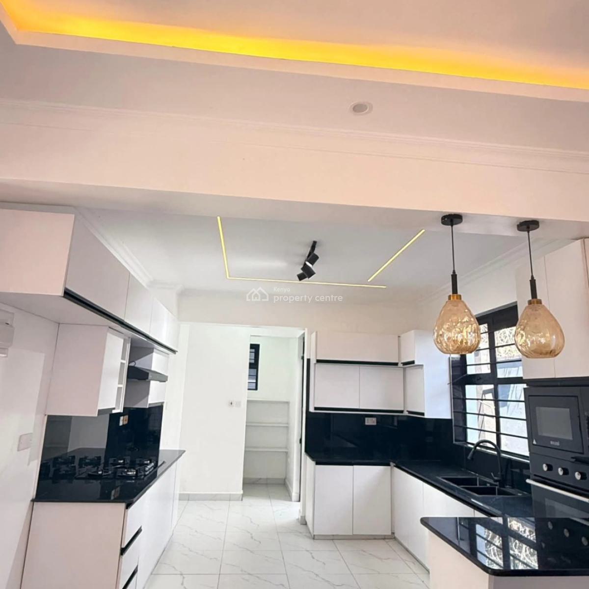 Contemporary 4bedroom Maisonette All Ensuite with Dsq, Mugutha, Ruiru, Ruiru, Kiambu, House for Sale