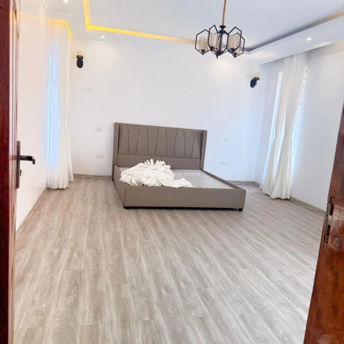 Contemporary 4bedroom Maisonette All Ensuite with Dsq, Mugutha, Ruiru, Ruiru, Kiambu, House for Sale