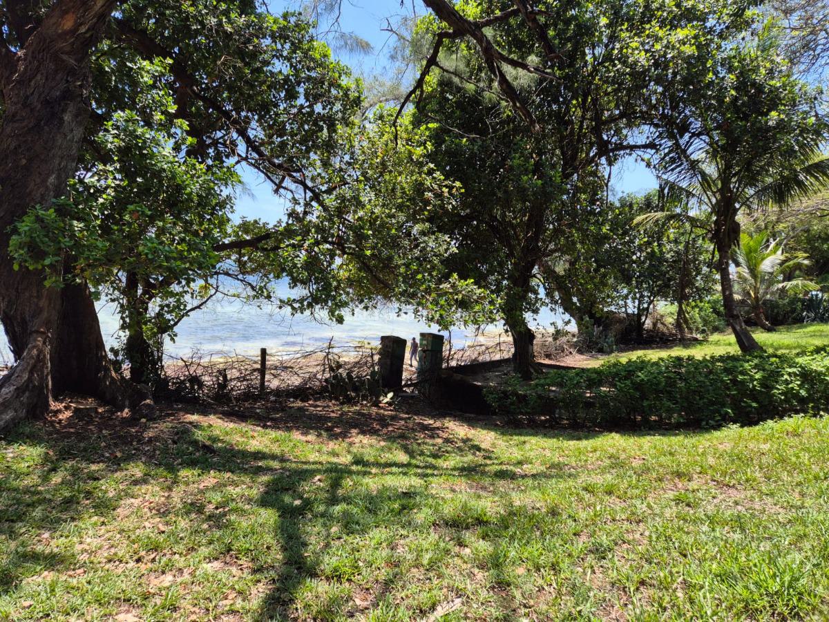2 Acres Beach Front Property in New Nyali Price Is Kshs. 150, Nyali Mombasa, Nyali, Mombasa, Mixed-use Land for Sale