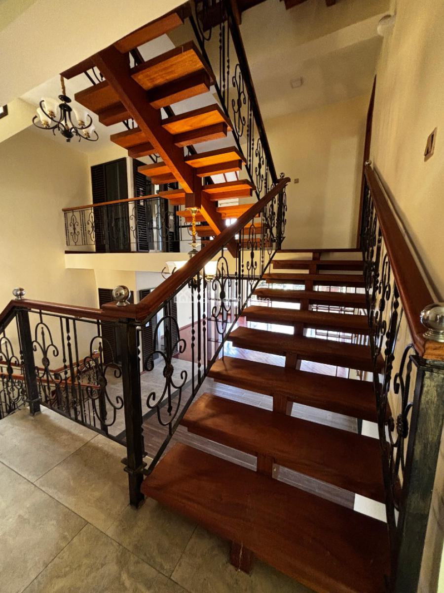 5 Bedroom Townhouse + Dsq, Lavington, Nairobi, Townhouse for Rent
