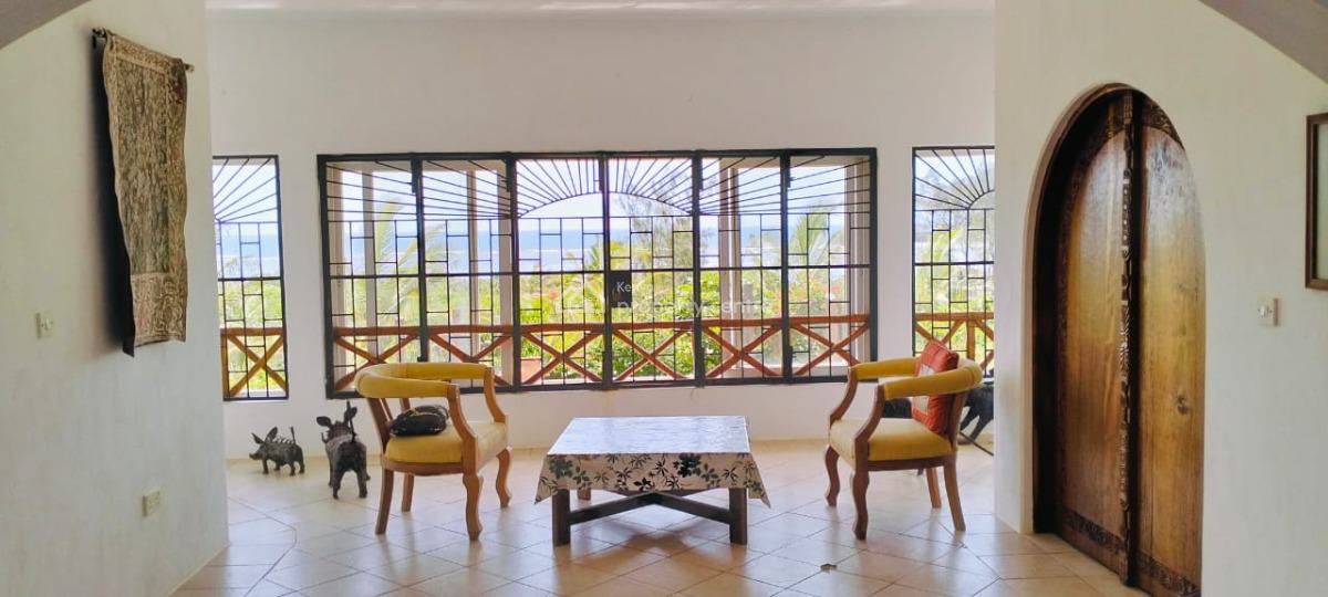 Beachfront All Ensuite 4-bedroom Villa, Off Kanani Road, Watamu, Kilifi, House for Sale