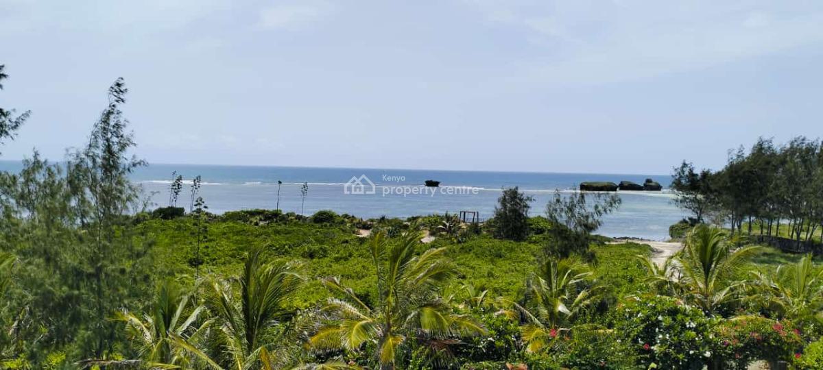 Beachfront All Ensuite 4-bedroom Villa, Off Kanani Road, Watamu, Kilifi, House for Sale
