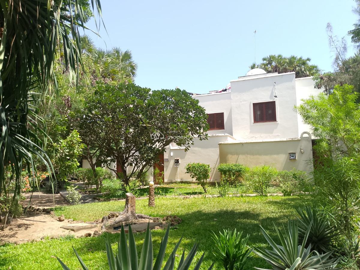 Elegant 2 Bedroom Beachfront Residence, Kilimandogo Residence, Malindi Town, Kilifi, Apartment for Rent