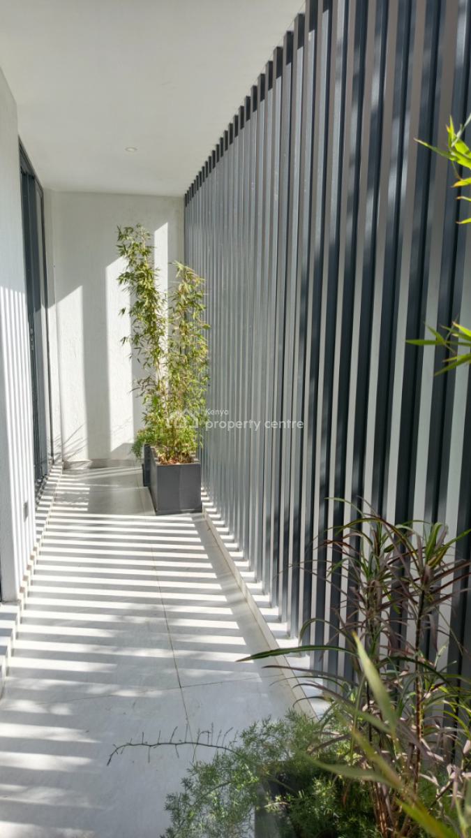 an Excellent 5 Bedrooms Townhouse, All Ensuite Plus 2 Dsq + 2 Offices, Lavington, Nairobi, House for Sale