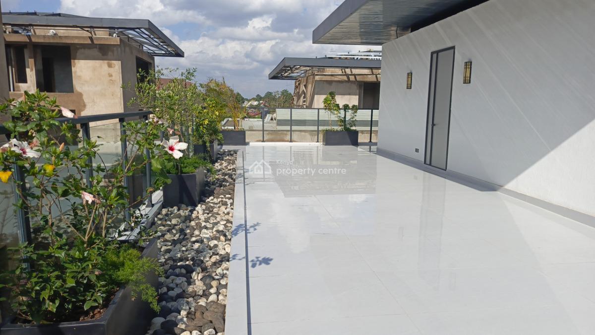 an Excellent 5 Bedrooms Townhouse, All Ensuite Plus 2 Dsq + 2 Offices, Lavington, Nairobi, House for Sale