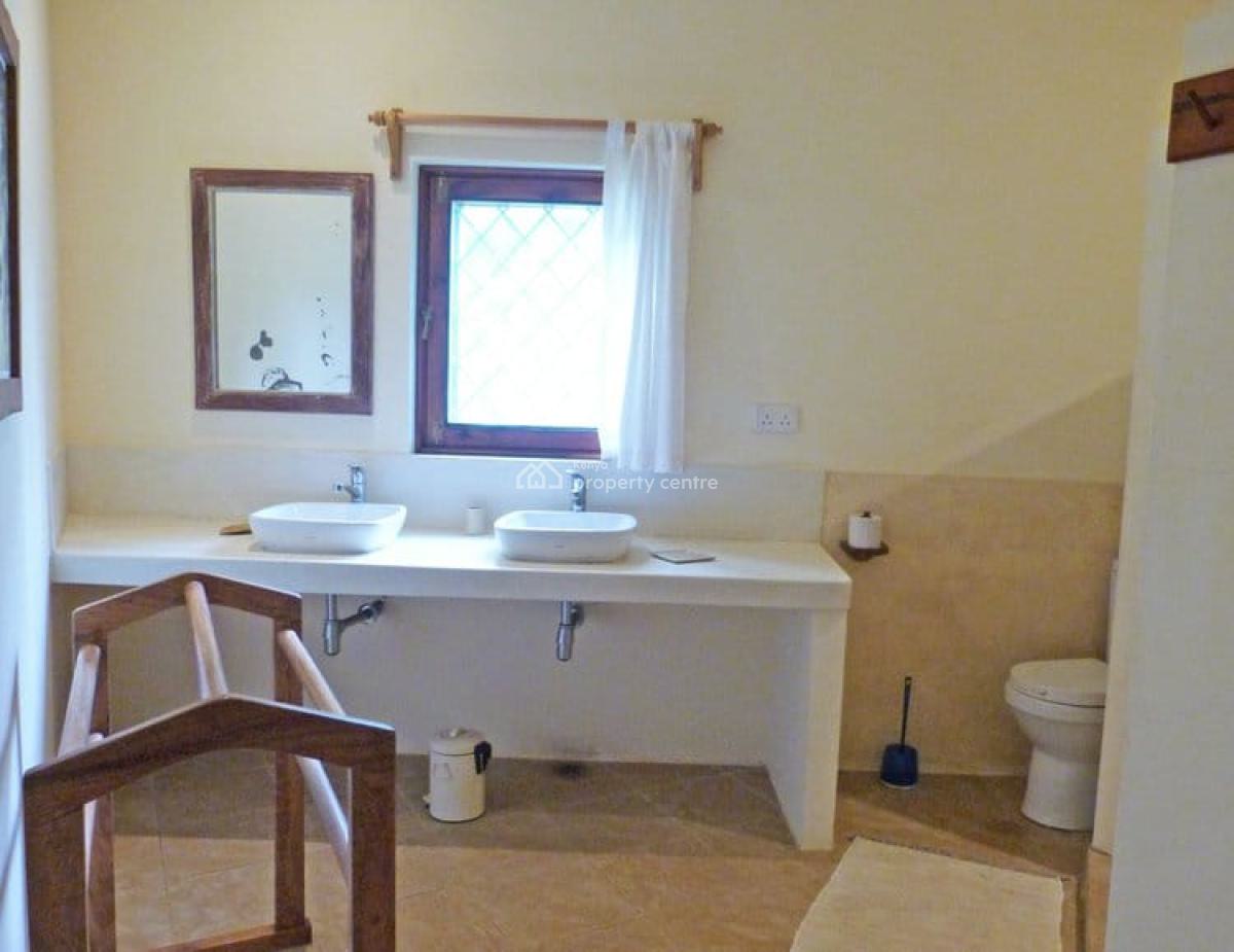 4 Bedroom House -- Watamu Pawns Lake Prime Coastal Property, Watamu, Watamu, Kilifi, Apartment for Sale