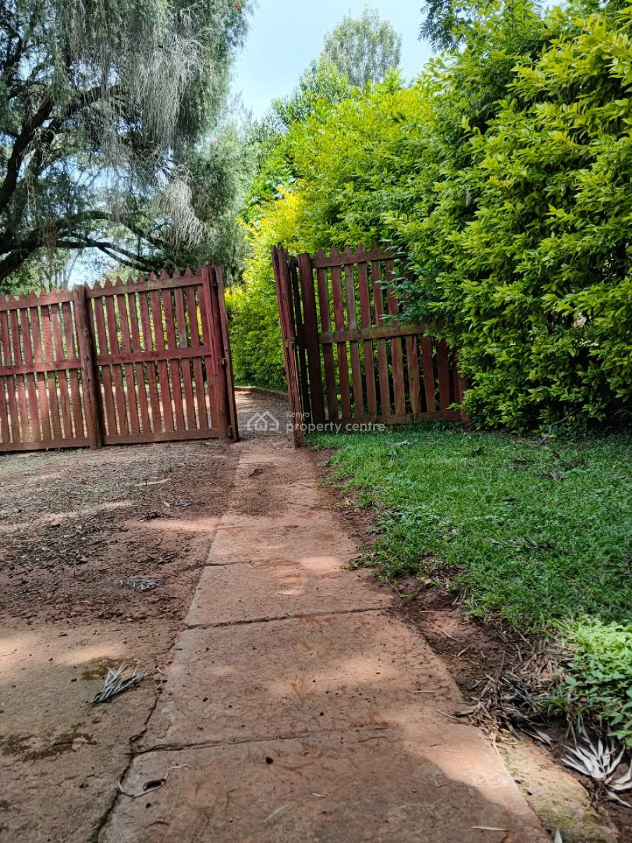 an Elegant Classic 5 Bedrooms Home on 0.75 Acres, Karen, Karen, Nairobi, House for Sale