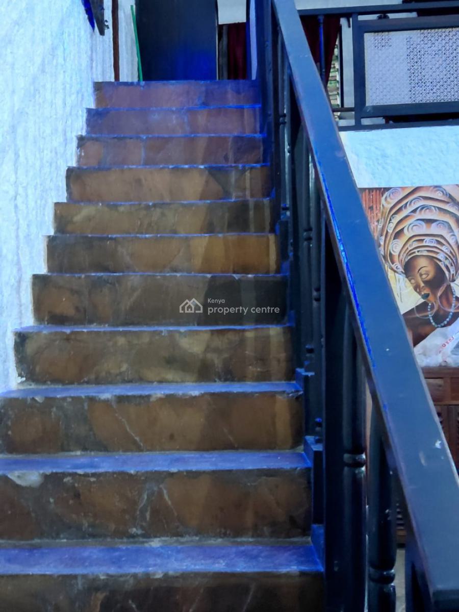 4 Bedrooms Sitting on Aquater of Acre Fulfurnished  Located in Watamu, Watamu, Watamu, Kilifi, Townhouse for Sale