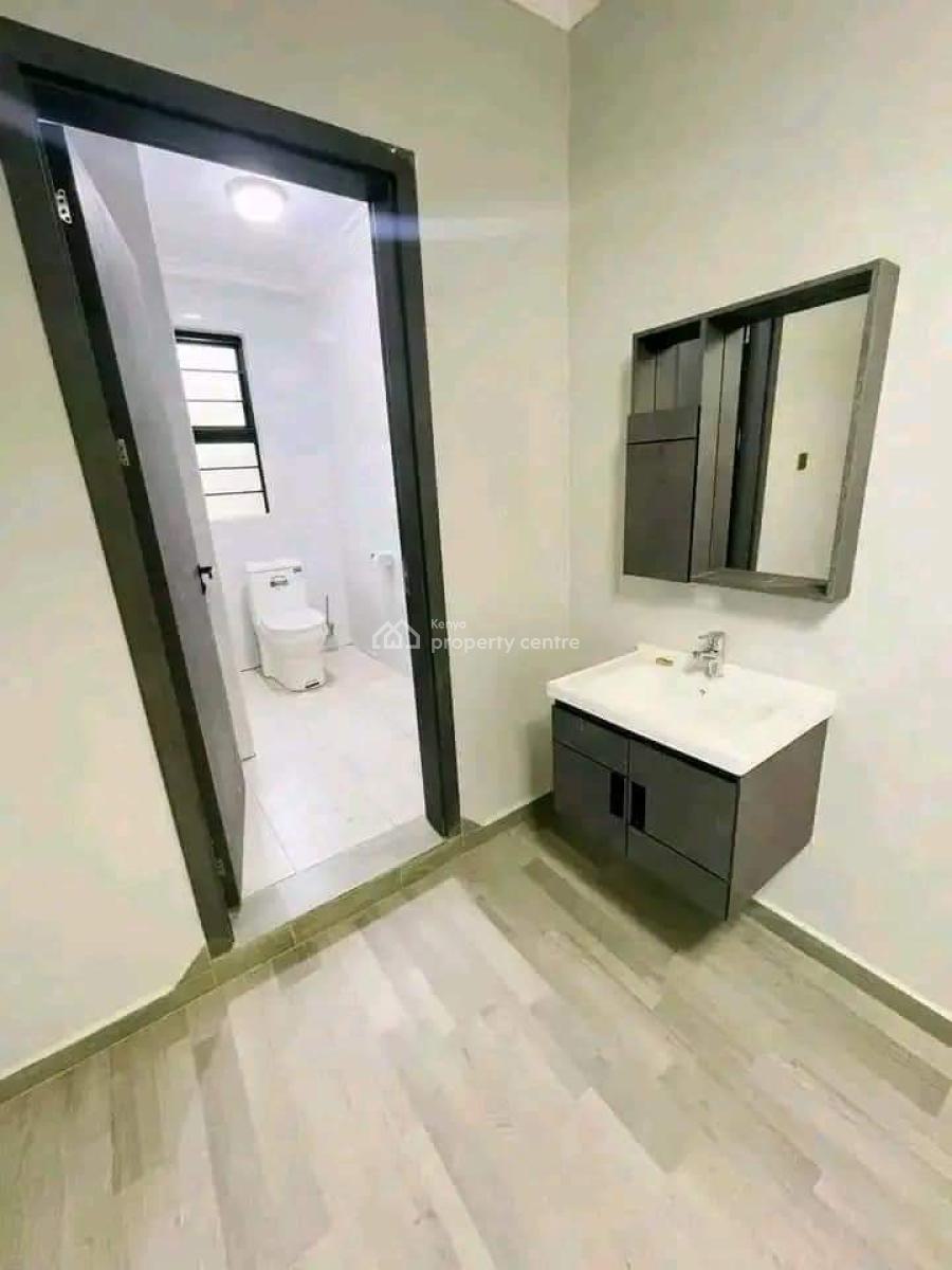 Ruiru 4 Bedroom House All En-suite House with a Sq. Located Wi, Ruiru, Ruiru, Kiambu, Townhouse for Sale