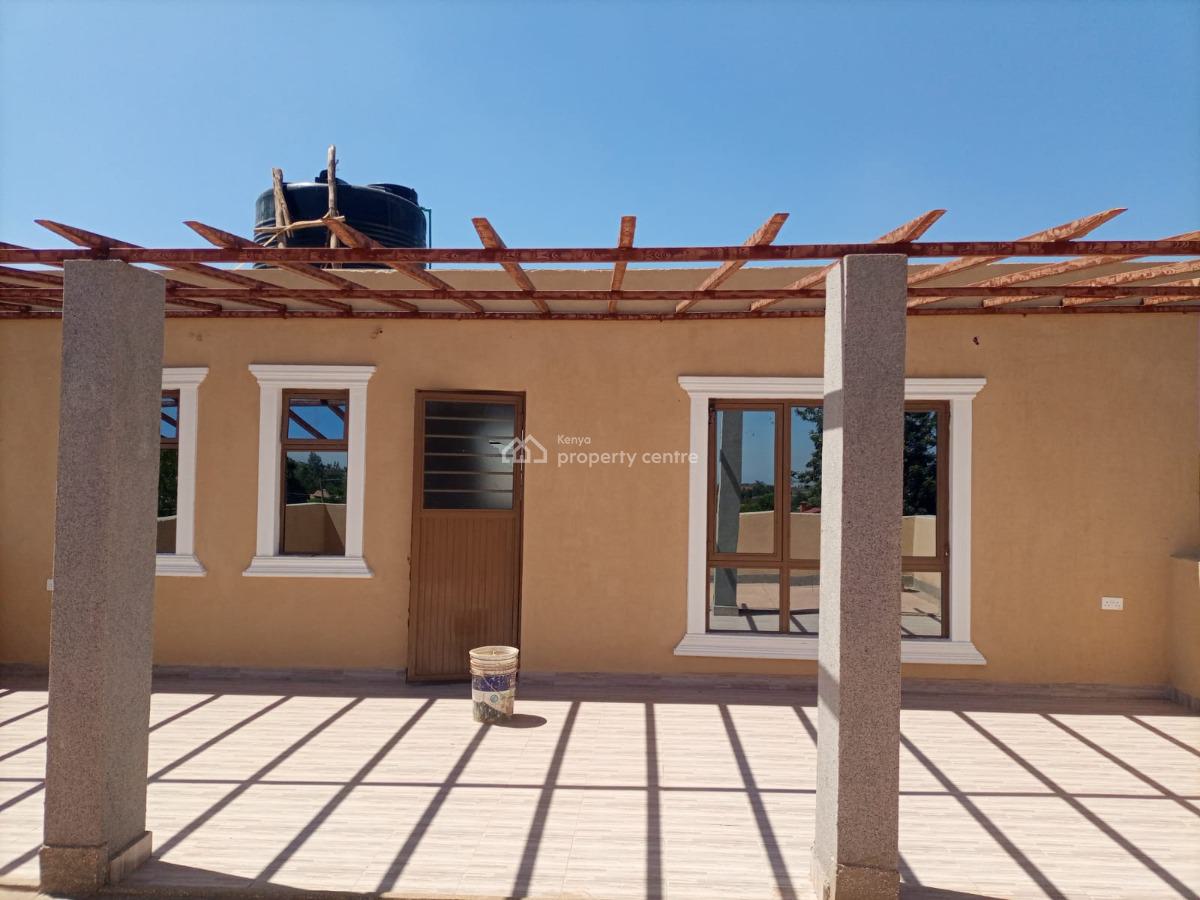 5 Bedroom House with Sq All Ensuite Ruiru Mugutha, on a 50 By 100 Plot, Ruiru, Ruiru, Kiambu, Townhouse for Sale